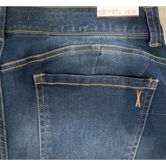 Vintage America Blue Denim Jeans Body Sculpt Cropped Stretch (12/31 ) NWT - Picture 6 of 7